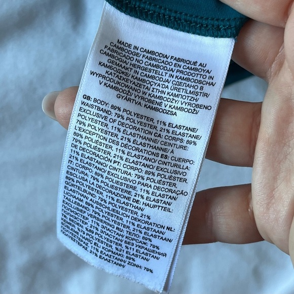 NWOT The North Face Women’s “Arque” Teal UNLINED Athletic Shorts SIZE XL - Picture 10 of 11